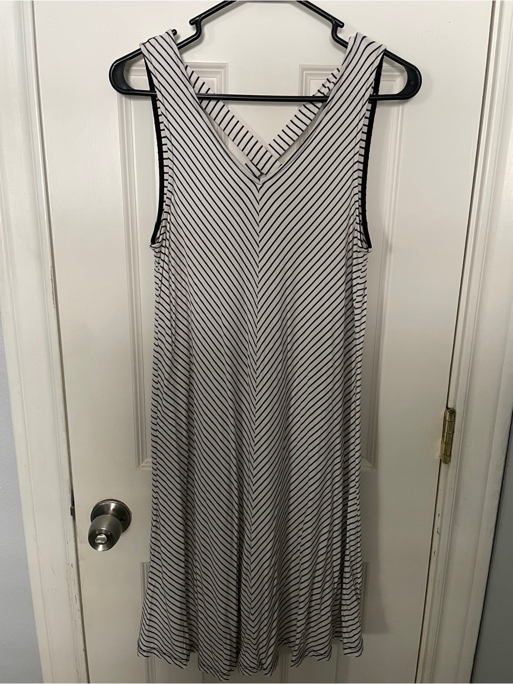 Sleeveless Black & White Striped V-Neck Knit Dress